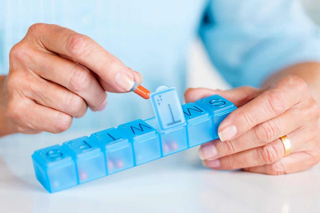 prescribing antibacterial drugs for the treatment of prostatitis