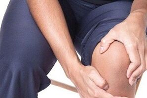 self-massage knee joints for arthrosis
