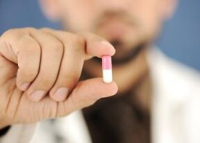 doctors offer capsules to treat back pain